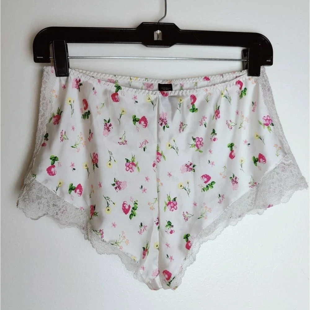 VTG Y2K Victoria's Secret White Ditsy Floral Lace Tap Pants Sleep Shorts, Size S